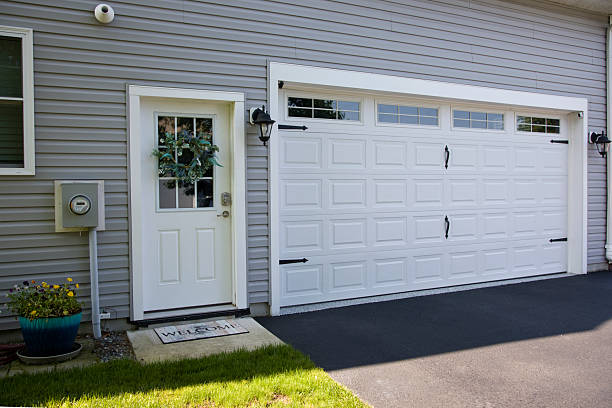 24/7 Emergency Garage Door Panel Replacement experts in Kibler, AR